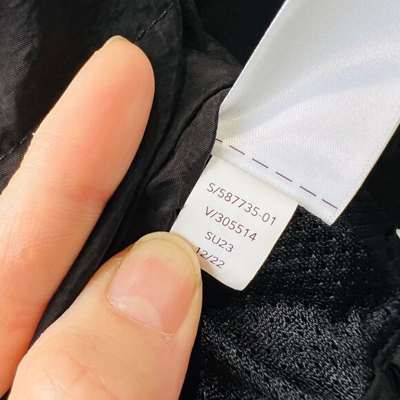 Athleta Arrival jacket in black, Size XS D23 - Picture 13 of 13